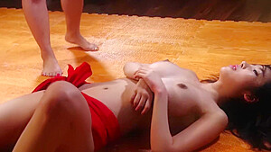 Korean Women in Intense Catfight Competition